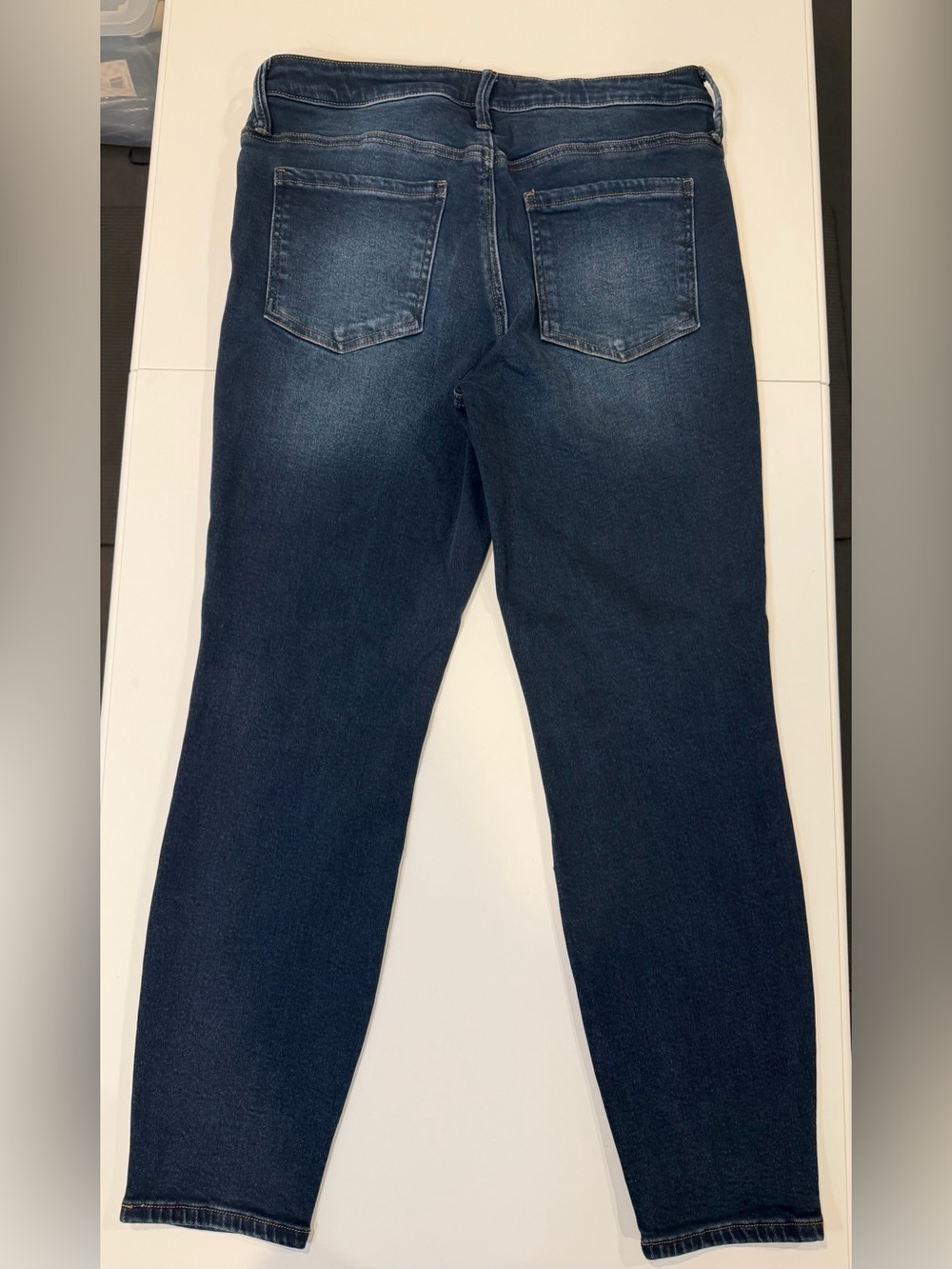 Kut from the Kloth Charlize Cigarette Leg Dark Blue Jeans size 12 - Picture 2 of 7